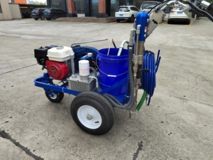 Machine de marquage routier pour la repinture et l'entretien des lignes de parking - Product Image 3