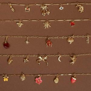 Fabricante de Dijes de Peluche de Diseño Personalizado, Dijes de Acero Inoxidable 316L con Baño de Oro PVD de 14k y 18k, Resistentes al Agua, para la Creación de Joyería - Product Image 3