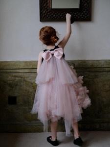 Abito da Principessa per Bambine con Gonna a Balze, Stampa Floreale all'Uncinetto e Collo all'Americana per Compleanno, Collezione Primavera - Product Image 5