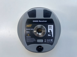 เครื่องรับสัญญาณ NST M40 GNSS GPS สถานีฐาน Badio รองรับทุกเครือข่ายดาวเทียม ระบบอินิเชียลไลเซชั่น 5 วินาที อุปกรณ์สำรวจ RTK สำหรับการเกษตรที่มีความแม่นยำสูง - Product Image 5