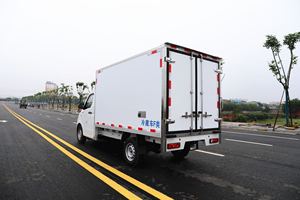 Camión Refrigerado Eléctrico Geely Farizon F1E 2025, Camioneta de Cadena de Frío, 8.63m3, 1135kg de Carga Útil, Entrega Urbana - Product Image 3