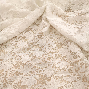 2024年売れ筋アイテム重工業水溶性レースフランス高級ウェディングレーススイスギプレドレスレース生地 - Product Image 4
