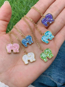 Colgante de elefante pequeño y colorido de esmalte <span class=keywords><strong>Makron</strong></span> con baño de oro de 18K para la fabricación de collares y joyas - Product Image 1