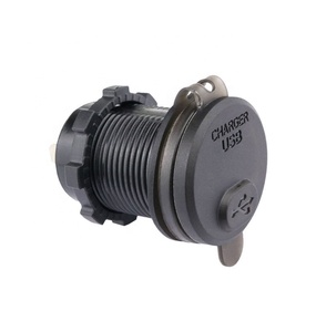 <span class=keywords><strong>Cargador</strong></span> USB para Auto con Carga Rápida QC3.0 y Voltímetro para Celulares - Carga Rápida en Movimiento - Product Image 5