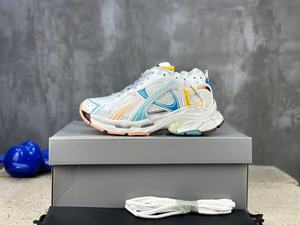 Chaussures de sport décontractées pour hommes de luxe de haute qualité avec un design en maille offrant respirabilité et confort, adaptées à diverses occasions - Product Image 5