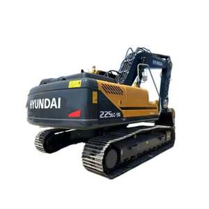 Excavadora de cadenas mediana Hyundai 225LC-9S con motor, capacidad de cazo de 1.05m, potencia de 125KW y bomba hidráulica de alta eficiencia. - Product Image 1