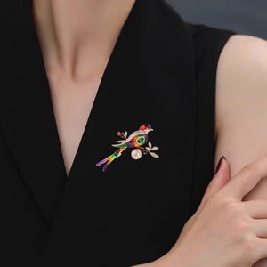 Broche haut <span class=keywords><strong>de</strong></span> gamme en alliage, style chinois, émail, motif pie-grièche, accessoire <span class=keywords><strong>de</strong></span> corsage, épingle pour cheongsam, cadeau <span class=keywords><strong>de</strong></span> fiançailles et <span class=keywords><strong>de</strong></span> mariage, nouvelle perle - Product Image 5