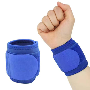 2026 Wholesale Half Finger Gloves Hand Guard Gloves Competition Training Wrist Guard - Product Image 6