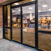 Nouvelle porte vitrée pivotante à ressort au sol en alliage d'aluminium pour supermarché, bureau ou magasin, avec garantie de 3 ans