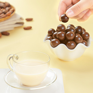 Xô 520g-Ca cao nguyên chất sô cô la đen với Hazelnut hạnh nhân giòn trung tâm sành ăn văn phòng đồ ăn nhẹ Châu Âu và Trung Đông - Product Image 4