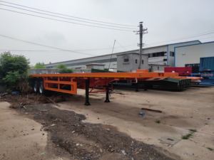 Semirremolque de Alta Calidad de 30-80 Toneladas, 2/3/4 Ejes, Plataforma Plana para Contenedores de 20, 40 y 45 Pies - Product Image 2