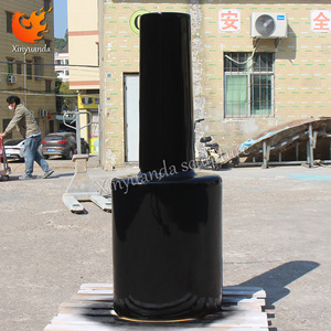 Scultura Gigante in Fibra di Vetro a Forma di Bottiglia di Smalto Nero, Grande Modello Cosmetico, Decorazione per Ingresso Negozio, Prodotto Personalizzato in FRP - Product Image 6