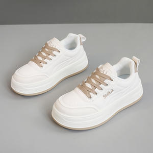 Chaussures de marche quotidiennes pour femmes 2026 personnalisées, à lacets, style mocassins épais, légères, antidérapantes, imperméables, en maille, pour l'automne - Product Image 2