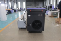 Mesin Pembersih Laser Serat Genggam 3000w untuk Pengelasan, Pemotongan, dan Pembersihan Logam di Berbagai Industri