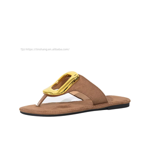 Women's Plus Size Summer Beach Flat Sandals Open Toe Insole Flip-Flops With New Metal Buckle Fashion Trend <b>Slides</b> - Product Image 3