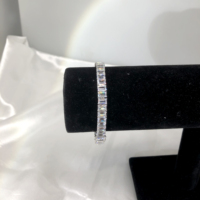 Gelang Tenis Zirkonia Kubik Potongan Emerald Perak 925 Berlian Asli yang Chic untuk Wanita