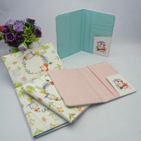 Porte-passeport en cuir PU personnalisé avec impression couleur intégrale, motif dessin animé, portefeuille pour documents de voyage, protège-passeport