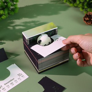 Blocco Note 3D Kawaii a Forma di Panda Gigante, Calendario 2027, Foresta di Bambù, Mascotte '<span class=keywords><strong>Keep</strong></span> Smile', Cubo di Carta con Luce LED, Regalo per Bambini - Product Image 4