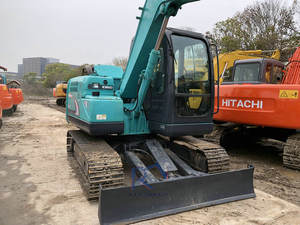 Excavadora Kobelco Sk75 Usada de 7 Toneladas, Miniexcavadora Hidráulica de Orugas, Motor YANMAR, Modelo 2024, Excelente Estado, Stock en Japón - Product Image 2