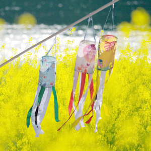Guirnaldas de banderas decorativas de poliéster para jardín, con diseño de cinco bendiciones y viento primaveral, para patio, camping y decoración de temporada. - Product Image 3