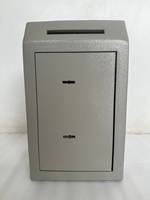 Großhandel neues Modell montiert Wand Doppels chl üssel Benutzer mechanische Schlüssel Münze Safe Box Sparbox Bargeld sichere Verwendung in der Hausbank