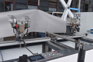 Máquina ultrasónica para fabricar bolsas de tela no tejida Pp, máquina para fabricar bolsas no tejidas para ASA plana/corte en D/bolsa con cordón - Product Image 4