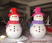 Nouvelle conception de statue de bonhomme de neige grandeur nature, personnalisée, en fibre de verre, pour la décoration de Noël en extérieur