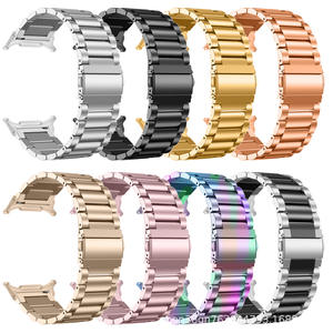 Bracelet à breloques en PVC à trois maillons pour <span class=keywords><strong>Watch</strong></span> <span class=keywords><strong>8</strong></span> Classic, compatible avec <span class=keywords><strong>Watch</strong></span> 7 et S10, avec fermoir déployant - Product Image 2