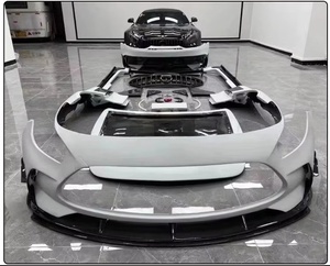 Apprêt en résine Kit de carrosserie Pare-chocs avant Pare-chocs arrière Capot et aileron de voiture Convient pour <span class=keywords><strong>Mercedes</strong></span> Benz AMG GT <span class=keywords><strong>GTS</strong></span> - Product Image 2