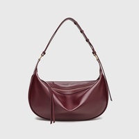 Sac bandoulière demi-lune tendance en cuir PU durable pour femme, petit sac de bras grande capacité avec fermeture éclair, couleur unie