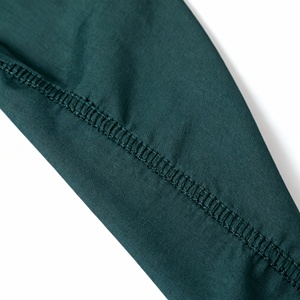 Abaya de luxe à empiècements 3D, robe élégante sur mesure pour femmes musulmanes, fabricant d'Abaya OEM ODM pour les fêtes et les mariages - Product Image 2
