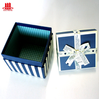 Boîte cadeau cylindrique rigide personnalisée avec lamination mate et revêtement UV, emballage de luxe pour bonbons de mariage, grande taille, recyclable