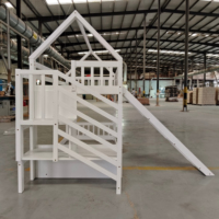 Twin Over Twin avec toboggan et escalier de rangement Cadre de loft bas en bois massif avec garde-corps de toit nécessaire pour la maison Lits superposés pour enfants adolescents