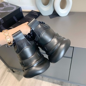 Zapatos de Diseñador de Alta Calidad, Zapatillas Deportivas de Moda para Hombre y Mujer, Versache Chain Reaction, Tenis Casuales de Lujo, Transpirables para Caminar - Product Image 5