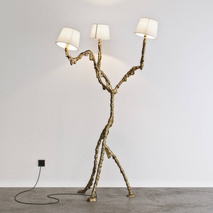 Décoration de sol en résine Nordic Ines <span class=keywords><strong>Edra</strong></span> pour salon, chambre, bureau, villa – Pièce d'art moderne à trois pieds par un designer - Product Image 1