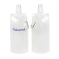 Bouteilles d'eau pliables de voyage réutilisables personnalisées en usine de 500ml 700ml bouteille pliable avec mousqueton