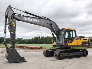 Excavadora Volvo usada en buenas condiciones Excavadora hidráulica sobre orugas EC210D EXCAVADORA USADA VOLVO EC210D - Product Image 3