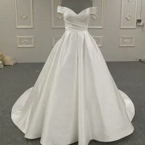 Latest Fashion Vestido De Noiva Off Shoulder A-line Fitted Ruched Cheap Satin Wedding Dress With Long Tail H19043