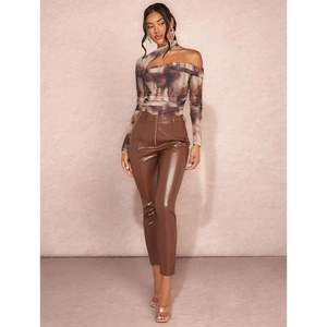 บอดี้สูทผู้หญิงแบบเปิดไหล่ แขนยาว พิมพ์ลาย ผ้าถักยืด รุ่นคัสตอม 2026 เหมาะสำหรับใส่ออกไปข้างนอก - Product Image 1