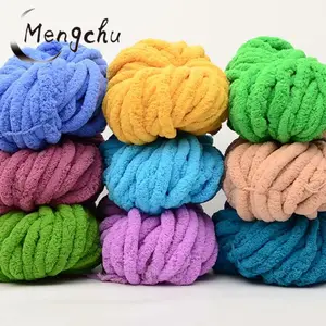 Fancy Colored Chunky Knit Luxury Throw Blanket Yarn Giant Velvet Arm Knitted Gift Baby Soft Washable Chenille Yarn