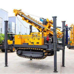 Foreuse rotative pneumatique sur chenilles pour puits d'eau et forages rocheux, profondeurs 160m, 180m, 220m, 260m, 300m, 500m, pour applications minières en montagne - Product Image 3