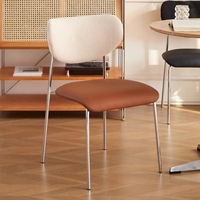 Chaise de salle à manger en cuir minimaliste vintage avec dossier, design rétro Wabi-Sabi pour la maison et la restauration