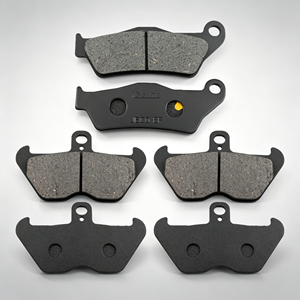 Pastillas de Freno Delanteras y Traseras Compatibles con Motocicletas Suzuki Denso 650 AN650 <span class=keywords><strong>Burgman</strong></span> de <span class=keywords><strong>2004</strong></span> a 2018 - Product Image 1