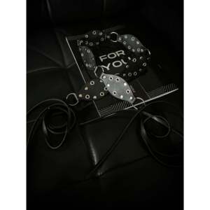 เข็มขัดผู้หญิง Fiori รุ่น Y2K ทำจากหนัง PU พร้อมหัวเข็มขัดรูปตัว D ตกแต่งด้วยฮาร์ดแวร์เหล็ก สีดำ สำหรับสไตล์ของคุณ - Product Image 5