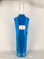 Alibaba botellas de vidrio claro de fondo grueso flint botella de 700ml botella de vidrio vacía para whisky licor 500ml con tapa