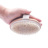 Brosse de bain en bois détachable OEM avec poils de sanglier naturels et sangle de maintien pour exfolier la peau sèche