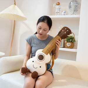 وصل حديثًا دمية جيتار من القطيفة الناعمة دمية تزيين المنزل للأطفال هدية حفلة دمية جيتار من القطيفة - Product Image 5