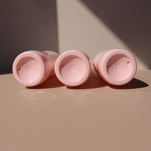 Tùy Chỉnh Màu Hồng 300Ml Rỗng Phòng Sạch Hơn Không Khí Tươi Hơn Chăm Sóc Tóc Mỹ Phẩm Phun Phun Chai Với Mini Kích Hoạt Phun - Product Image 5