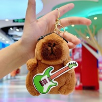 Jouet en peluche Kapibala pour guitare Kawaii, jouet de dessin animé Capybara, pendentif en peluche doux, porte-clés en peluche, sac à dos, décor