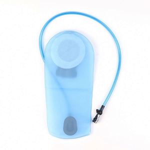 MUESTRA GRATUITA: Bolsa de agua portátil de 3L con sistema de presión BSCI, para ducha, de marca Well, personalizable, con capota de repuesto. - Product Image 5